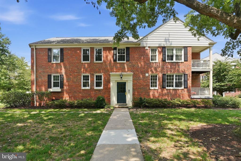 Belle View Blvd, Alexandria, VA 22307