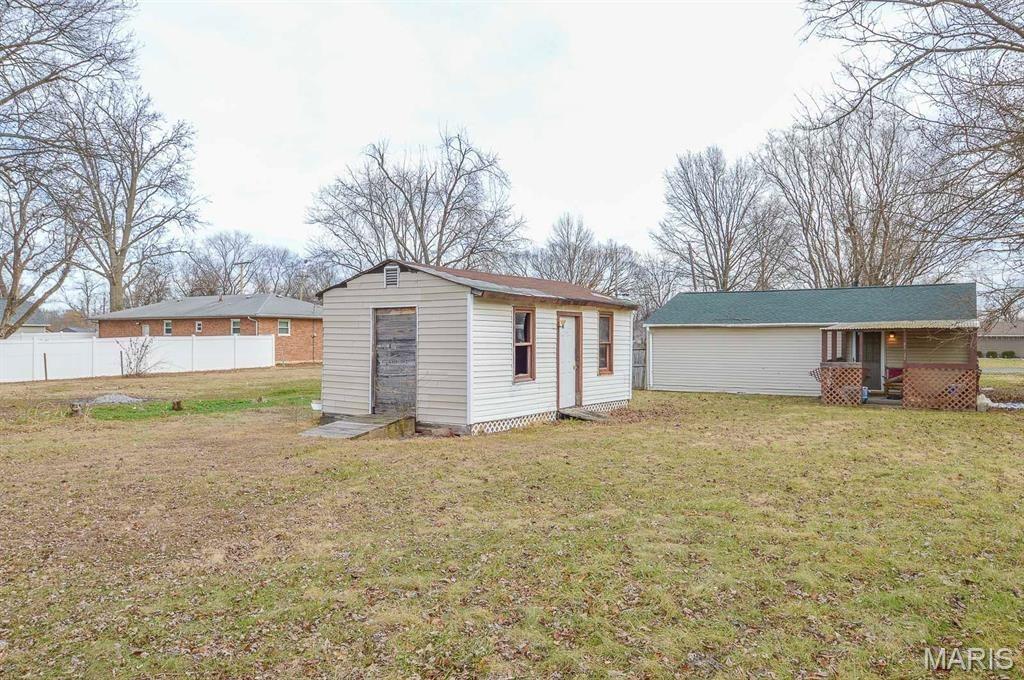 Division St, Granite City, IL 62040
