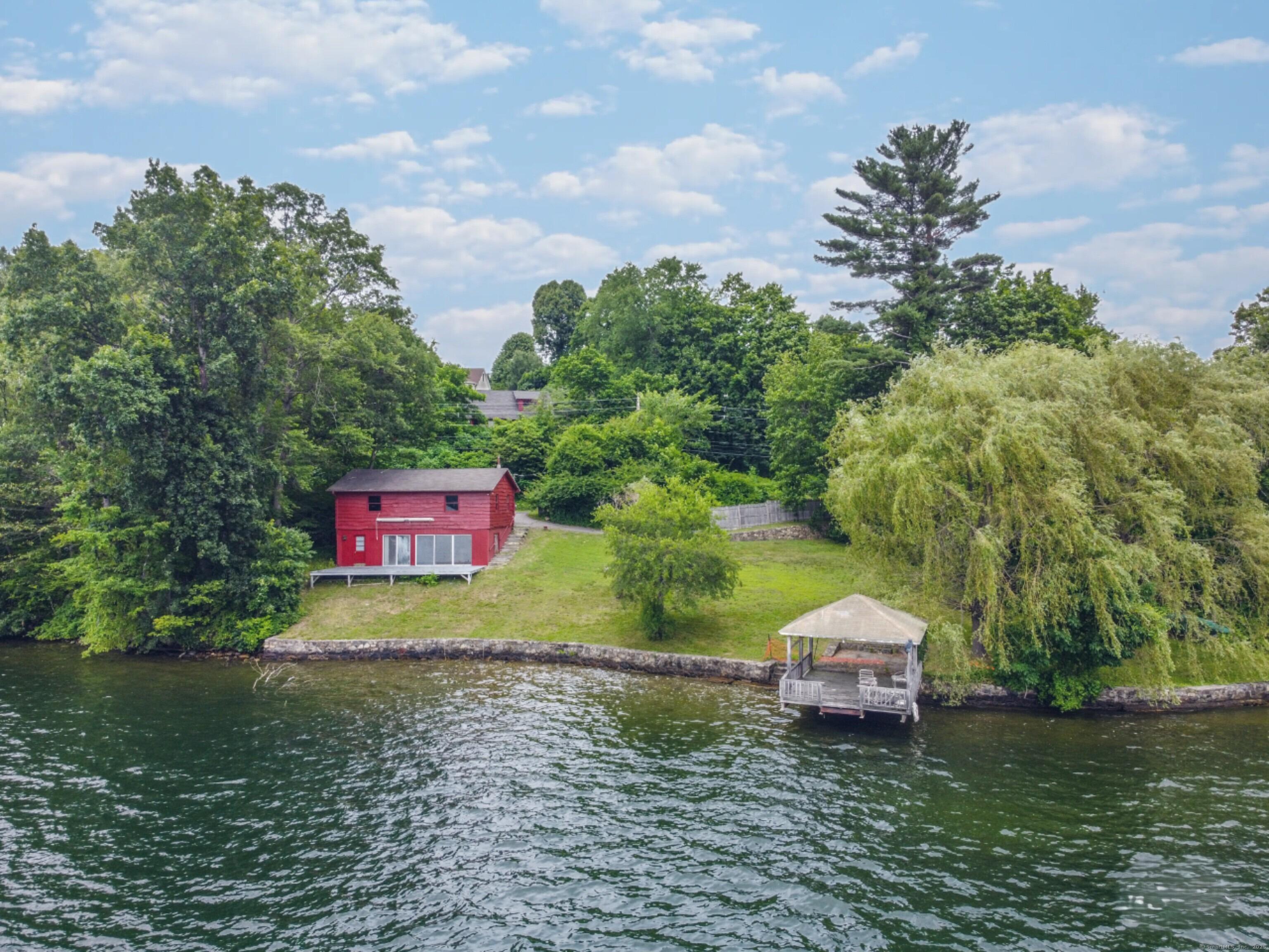 Candlewood Lake Rd, Brookfield, CT 06804