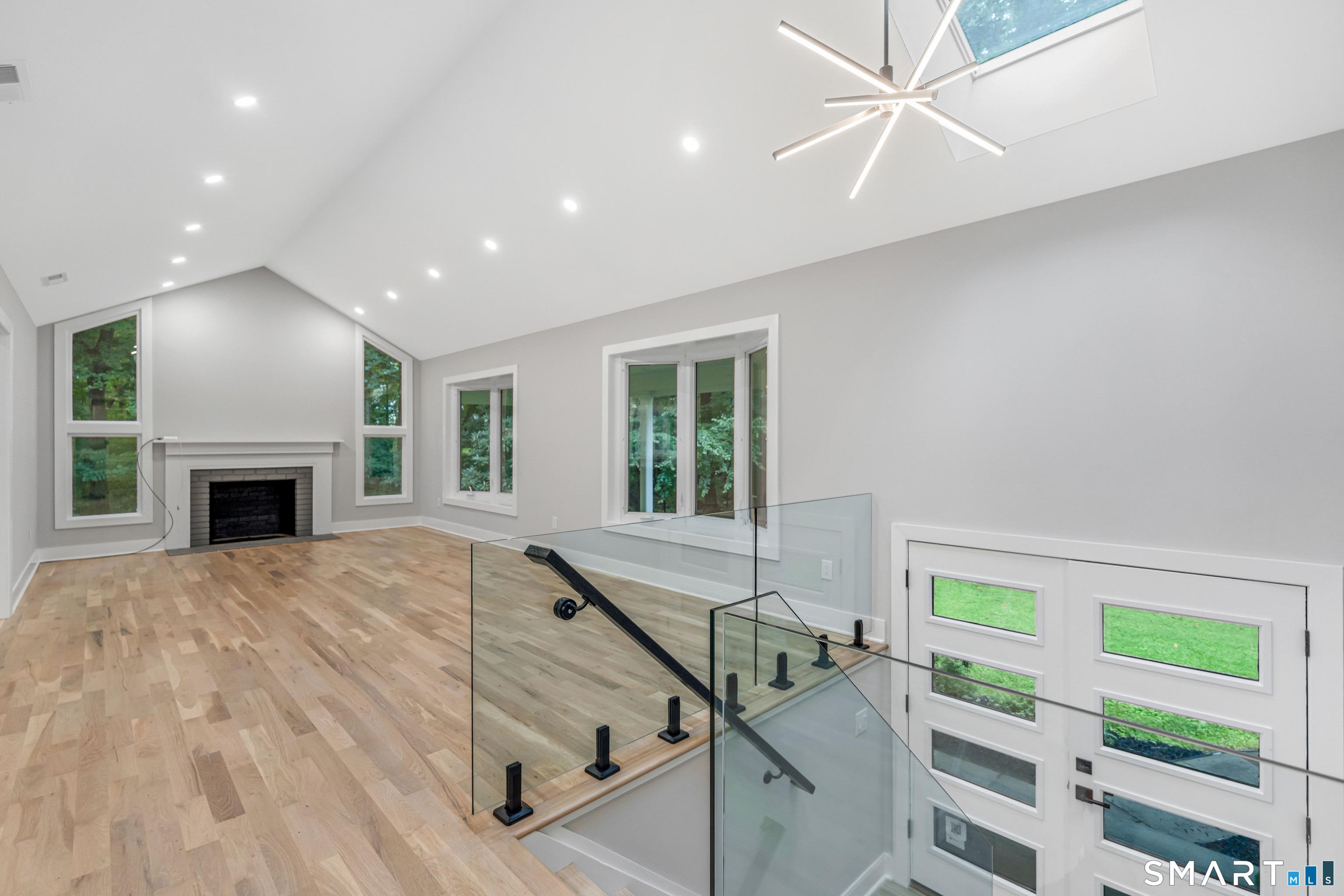 Greenlea Ln, Weston, CT 06883