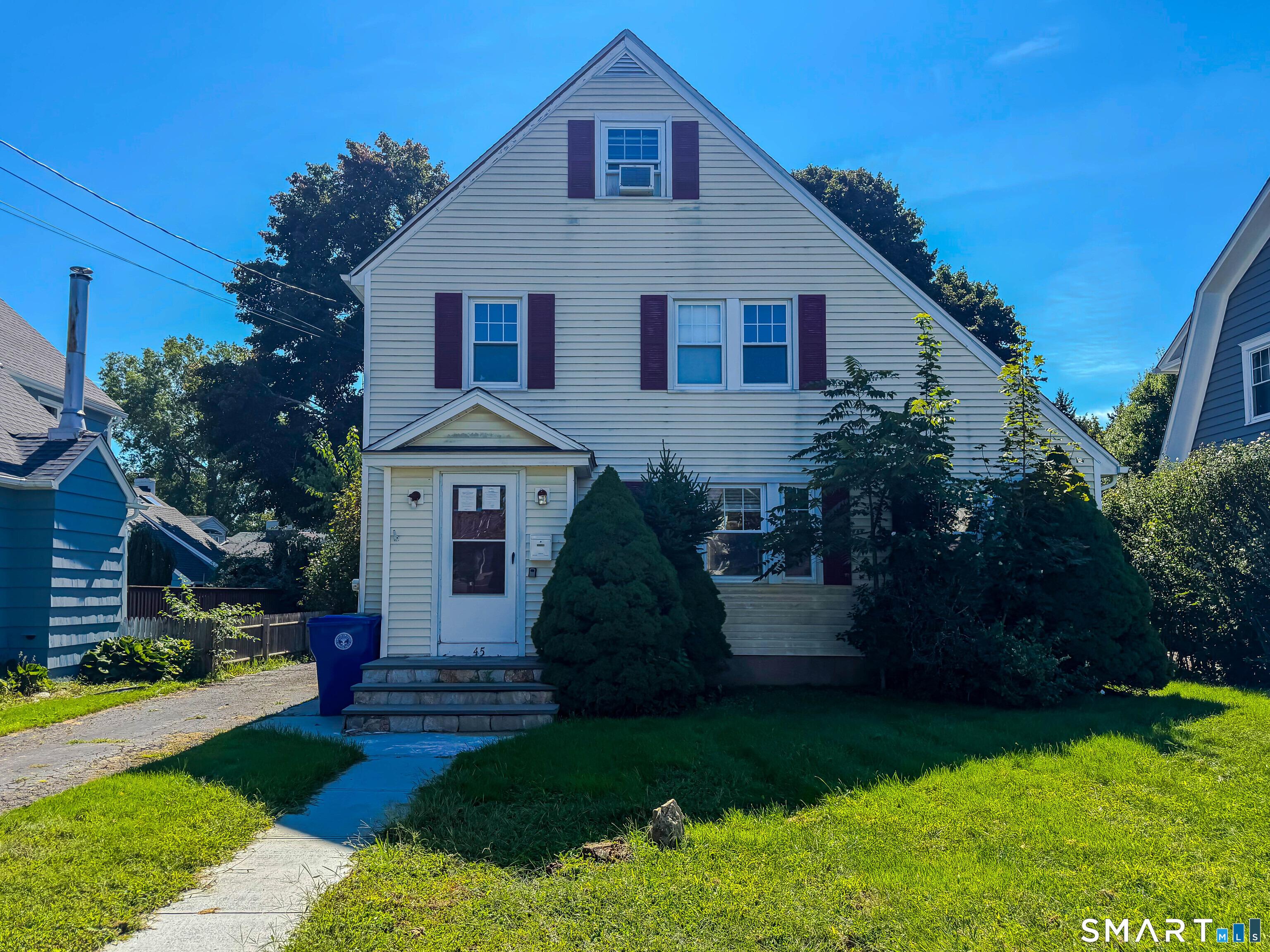 Queens Ave, Stratford, CT 06614