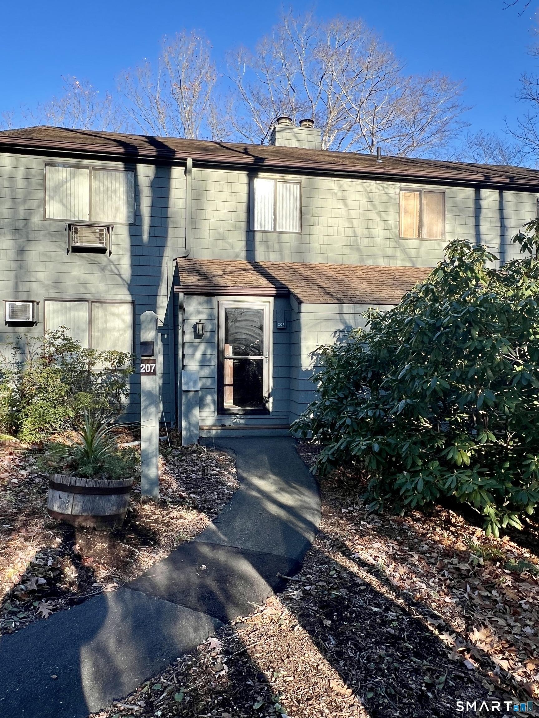 Ledge Dr, Torrington, CT 06790