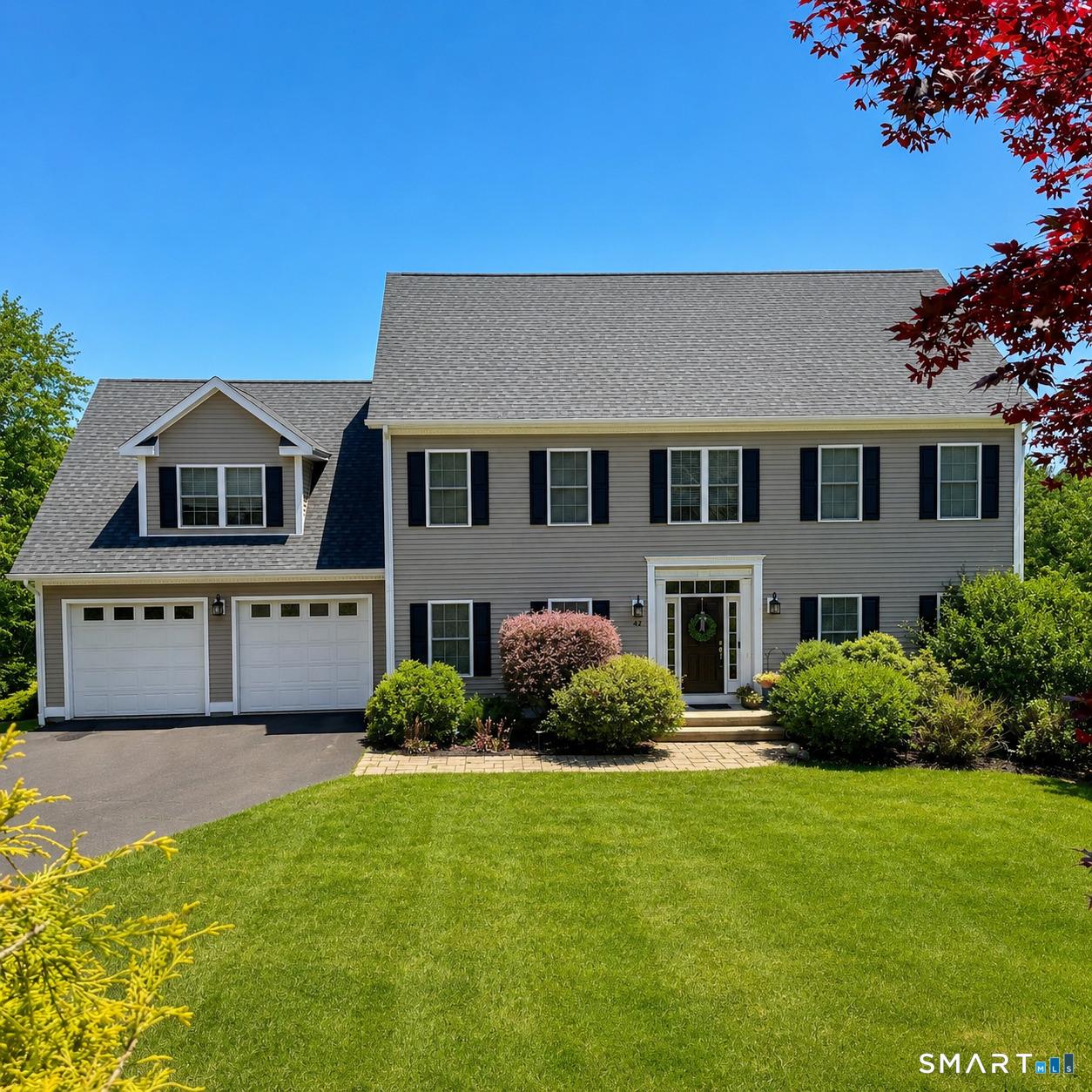 Ridgewood Ter, North Haven, CT 06473