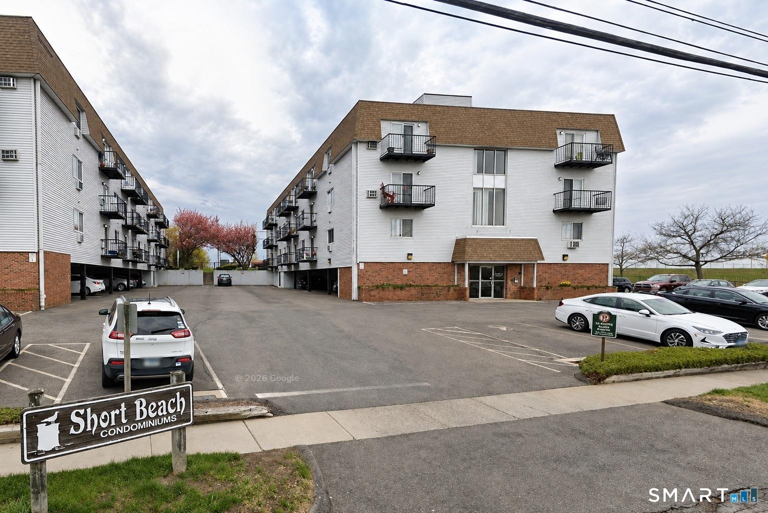 Short Beach Rd, Stratford, CT 06615