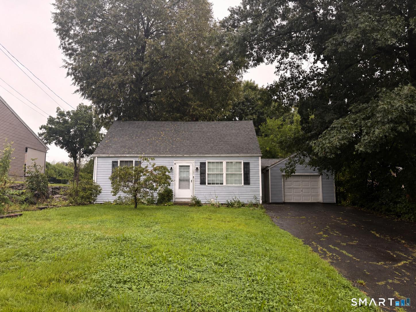 Morningside Dr W, Bristol, CT 06010