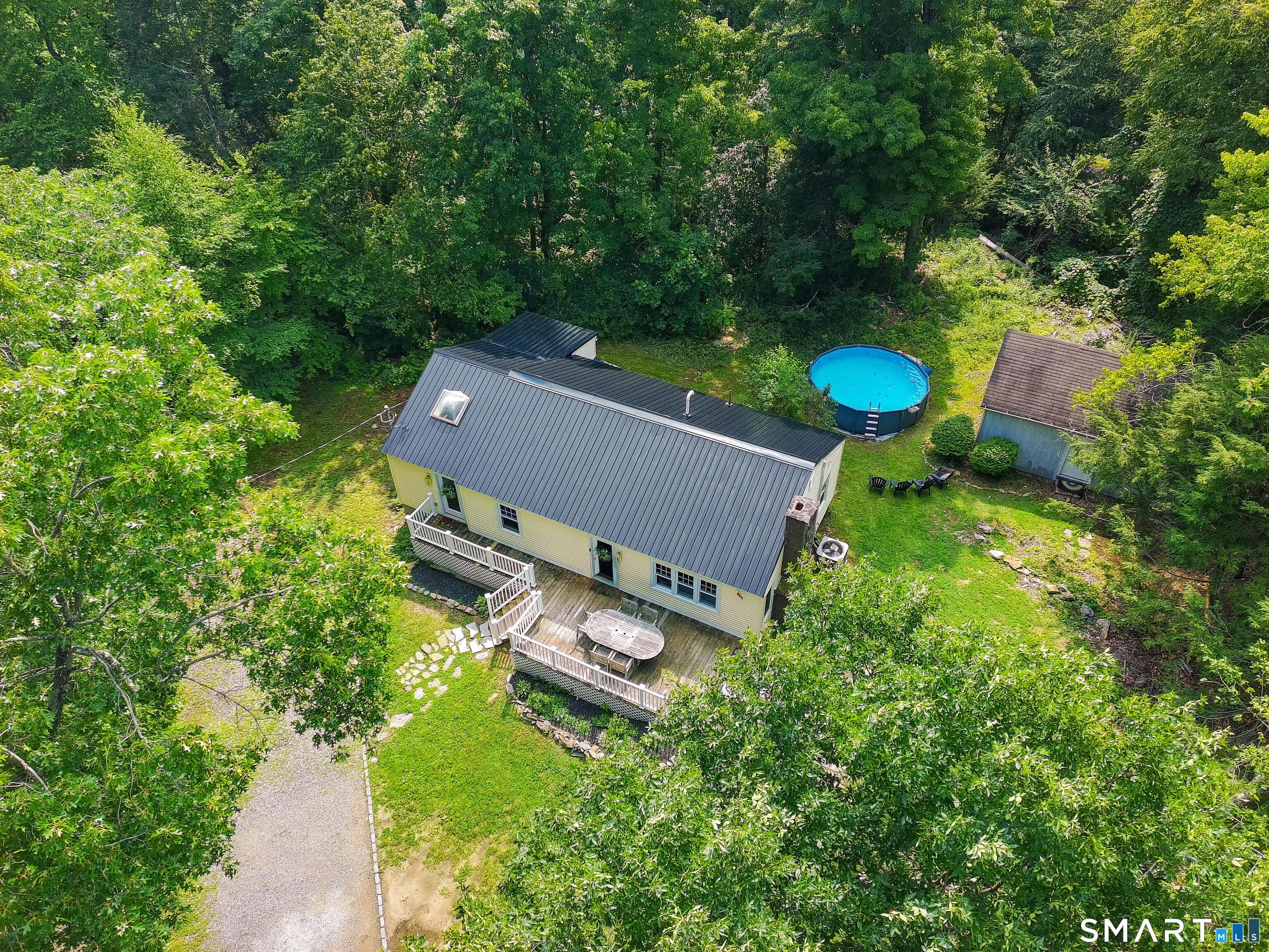 Parmalee Hill Rd, Newtown, CT 06470