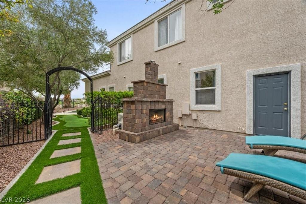 Queen Charlotte Dr, Las Vegas, NV 89145