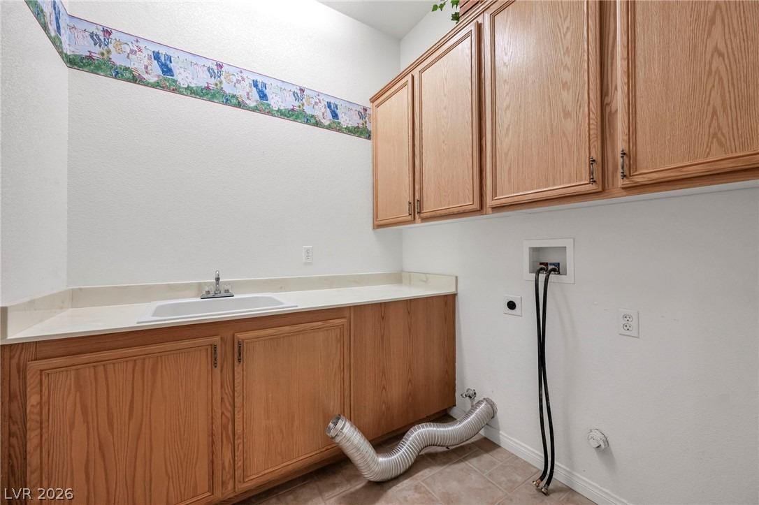 Teal Beach St, Las Vegas, NV 89117