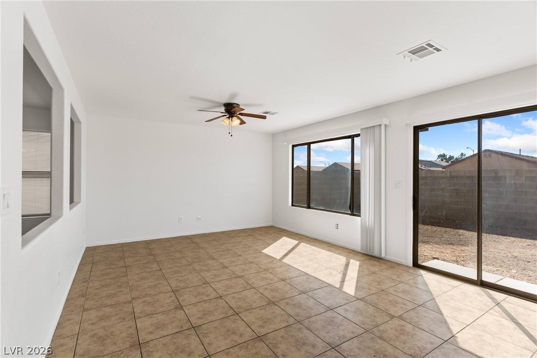Gracemont Ave, Las Vegas, NV 89139
