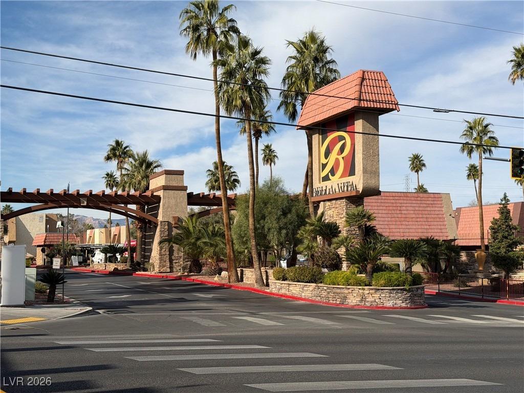 Indian River Dr, Las Vegas, NV 89103