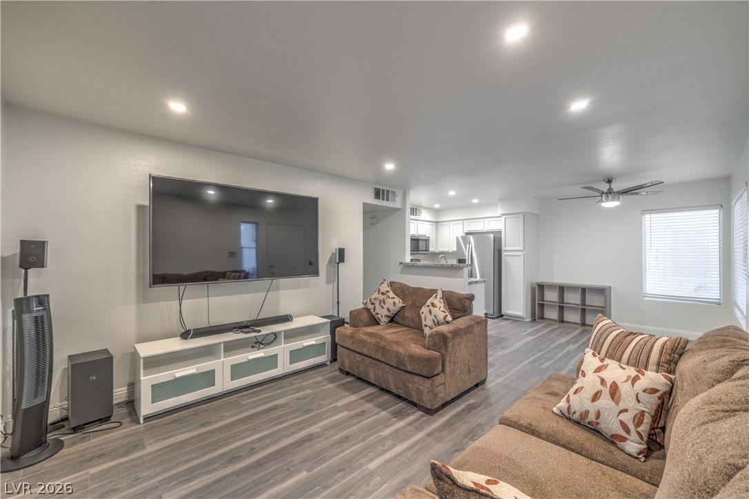 Tarpon Dr, Las Vegas, NV 89120