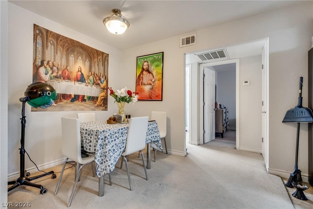 River Glen Dr, Las Vegas, NV 89103