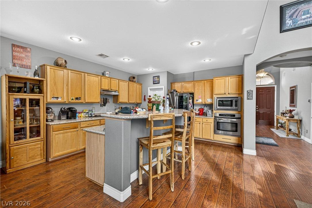Bussora Rose Dr, Henderson, NV 89015