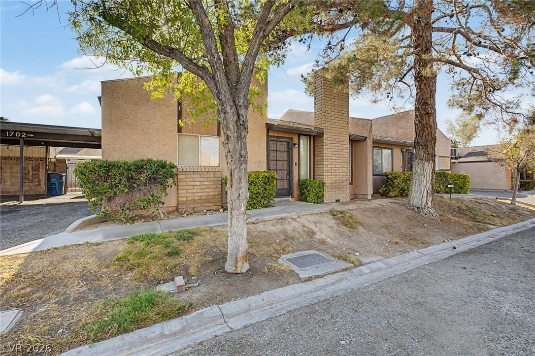Marathon Dr, Las Vegas, NV 89108