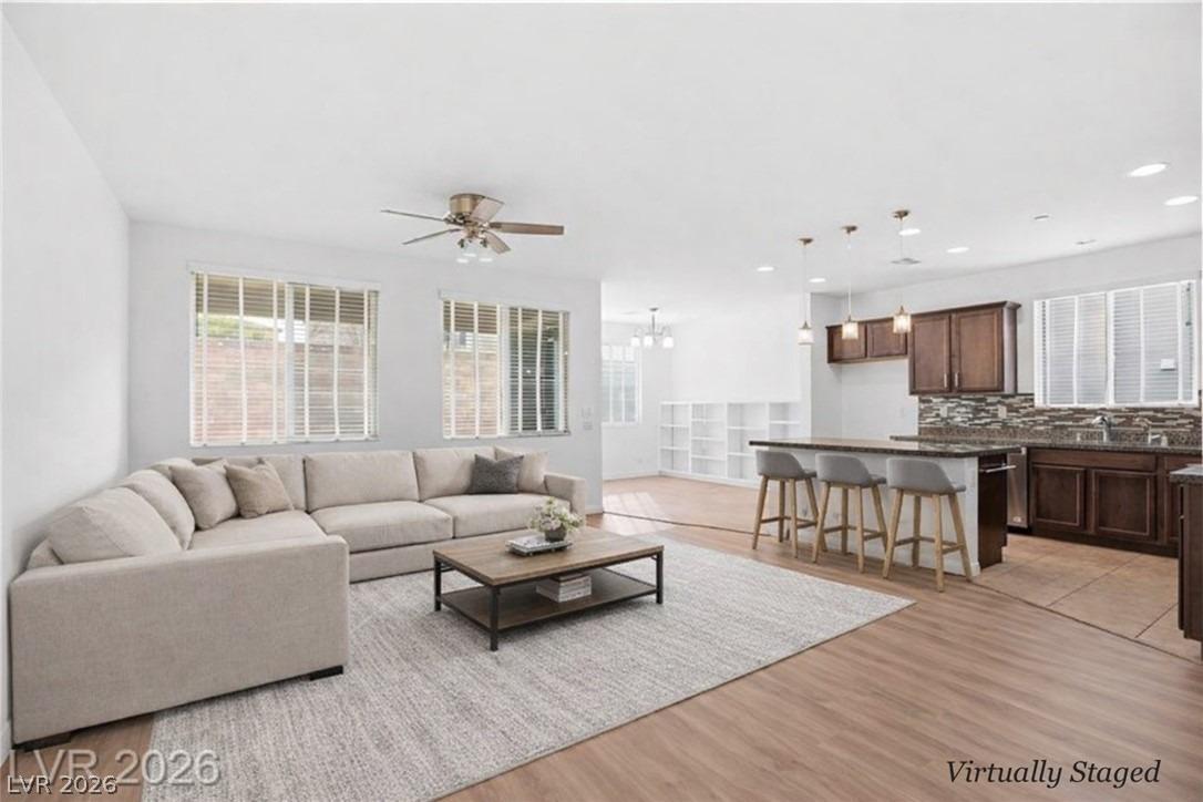 Olivia Pkwy, Henderson, NV 89011