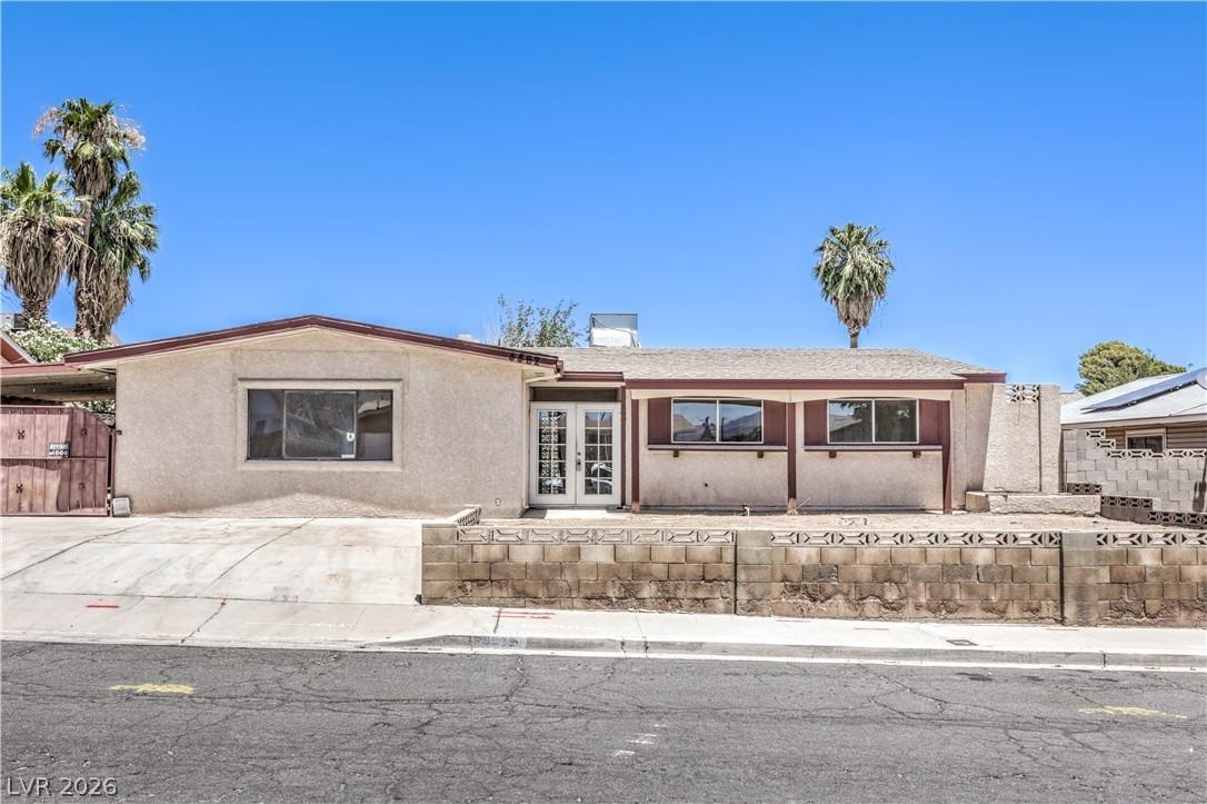 Newton Dr, Las Vegas, NV 89121