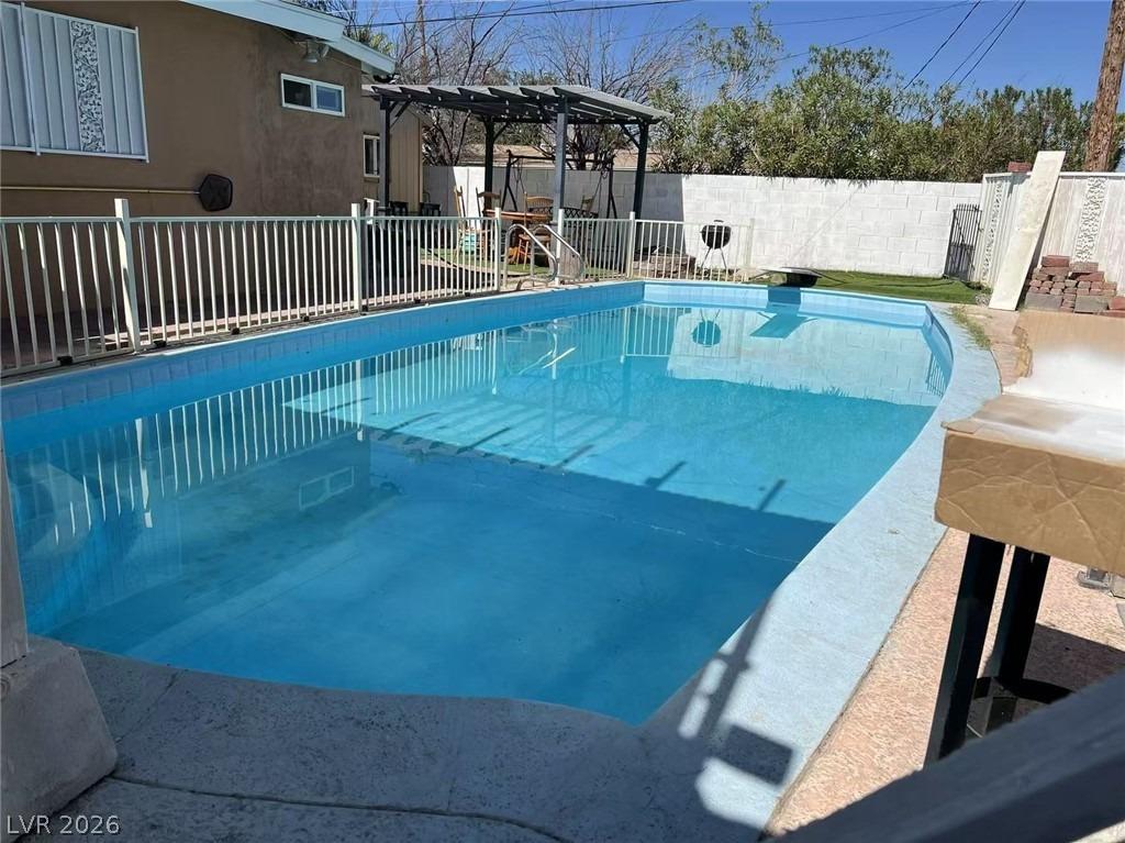 San Joaquin Ave, Las Vegas, NV 89102