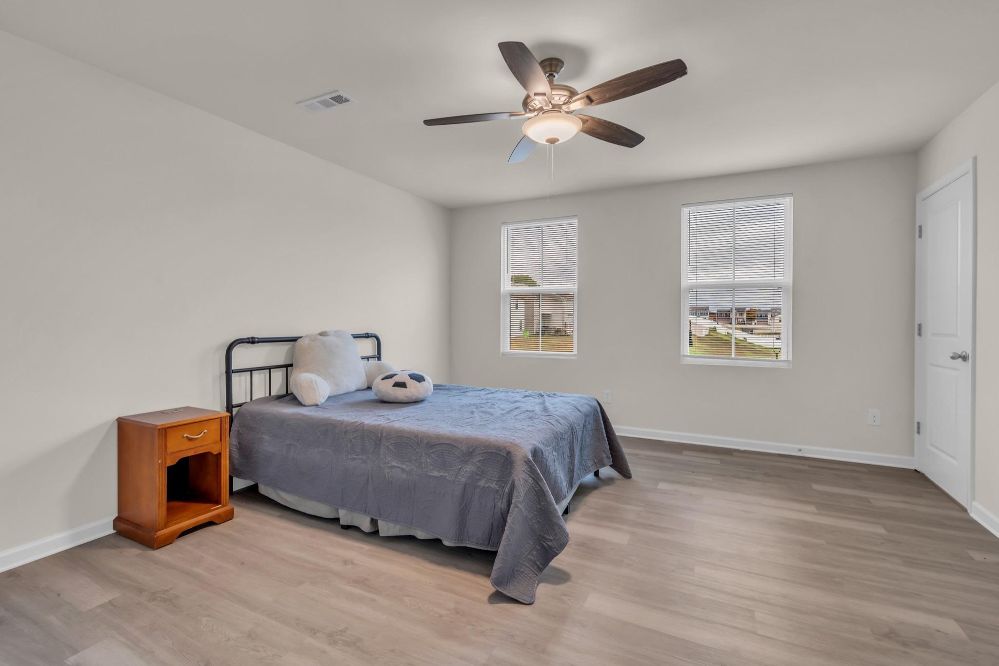 S Downs Cir, White House, TN 37188