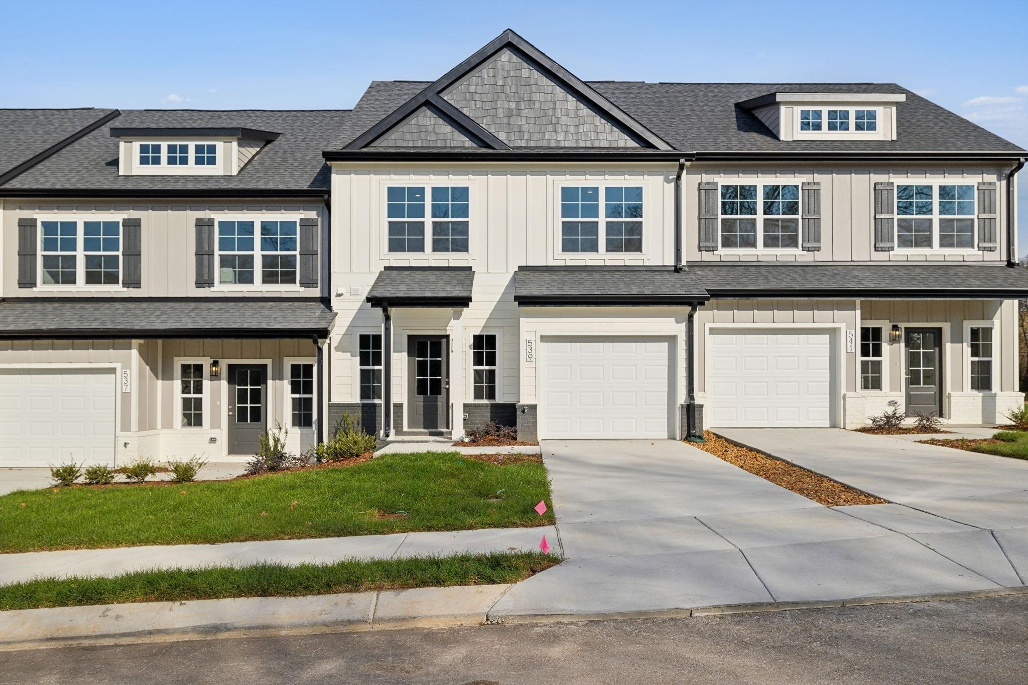 Tulip Springs Rd, Hermitage, TN 37076