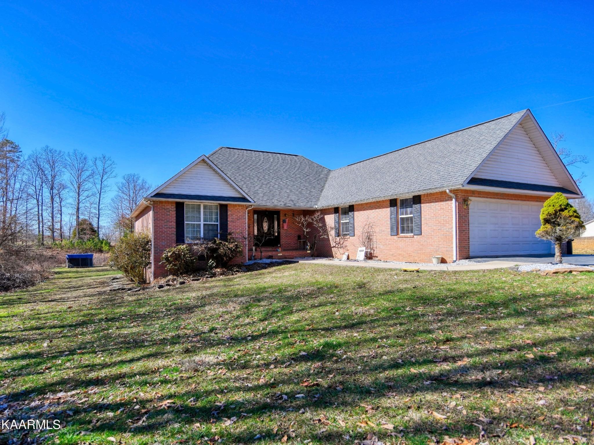 Jane Phillips Rd, Oneida, TN 37841