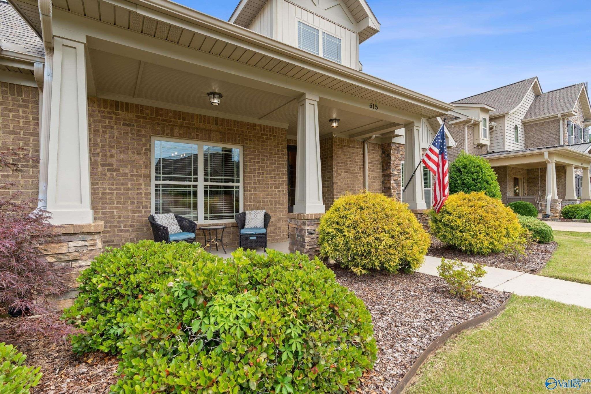 Indian Lake Dr Se, Huntsville, AL 35803