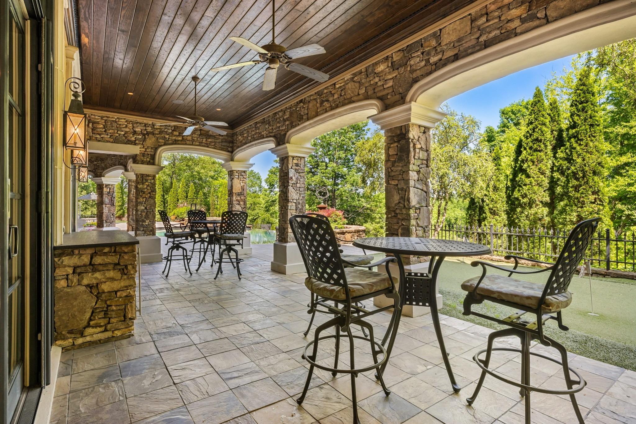 Colonel Winstead Dr, Brentwood, TN 37027