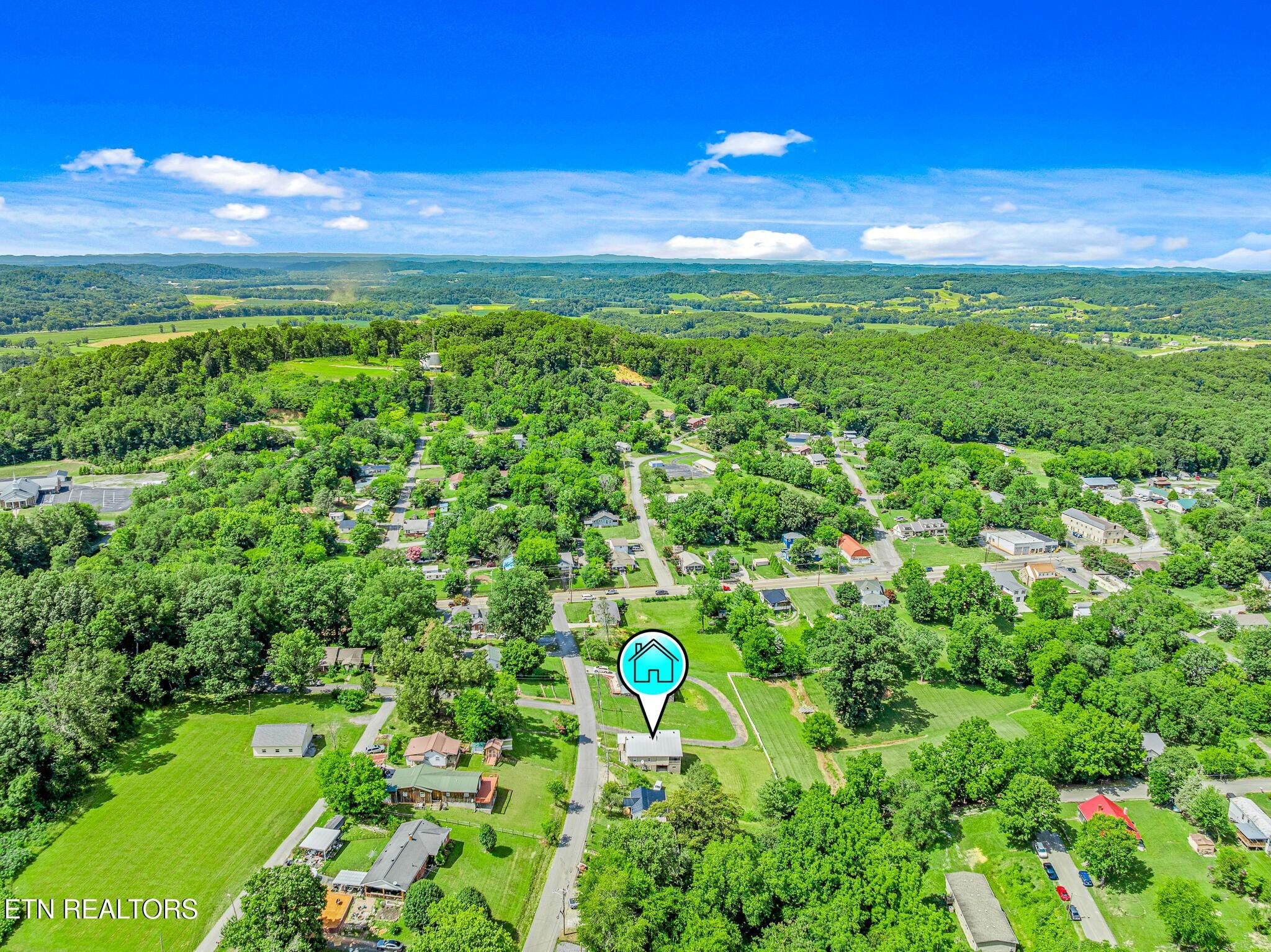 Clifton Heights Rd, Newport, TN 37821