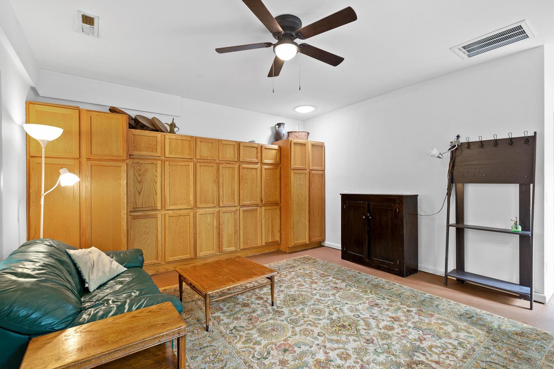 Oakmont Ln, Signal Mountain, TN 37377