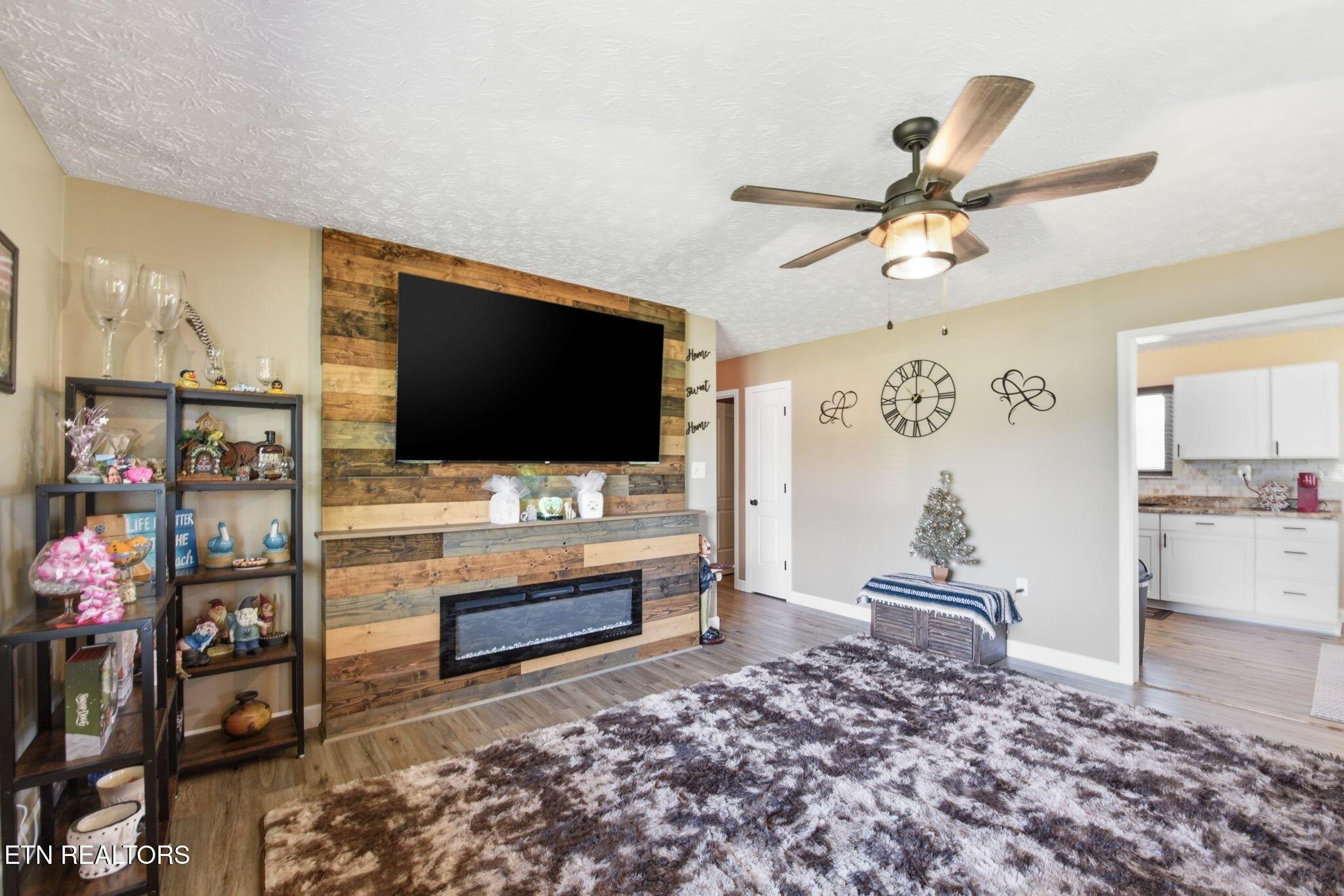 Susack Ln, Wartburg, TN 37887
