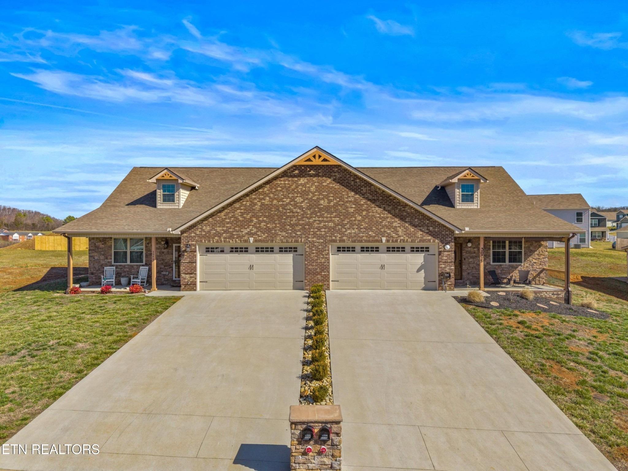 Villas Creekside Dr, Dandridge, TN 37725