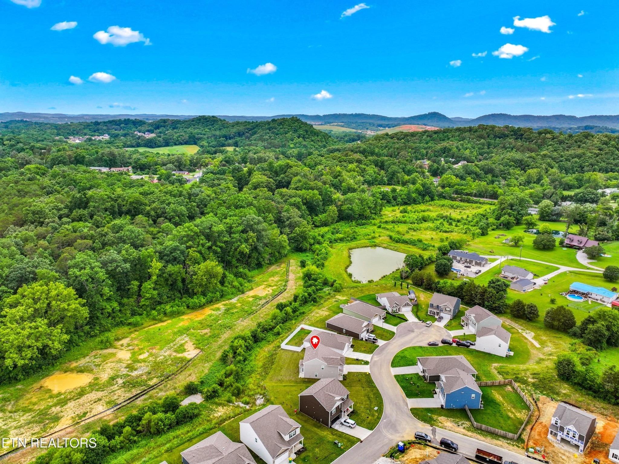Eclipse Ln, Knoxville, TN 37924