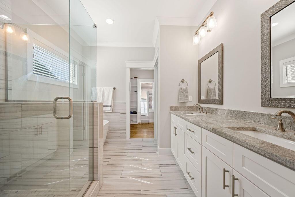 White Ash Dr, Ooltewah, TN 37363