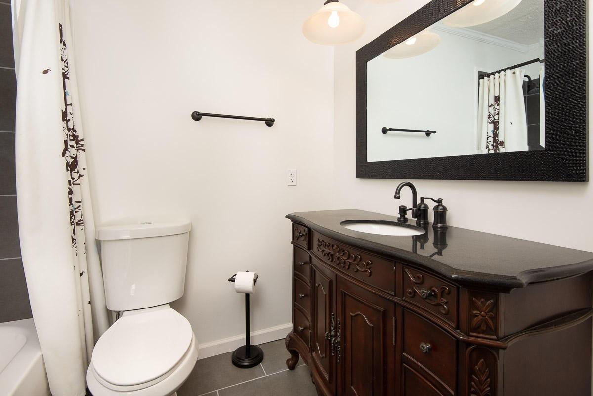 Hallbrook Rd, Knoxville, TN 37918