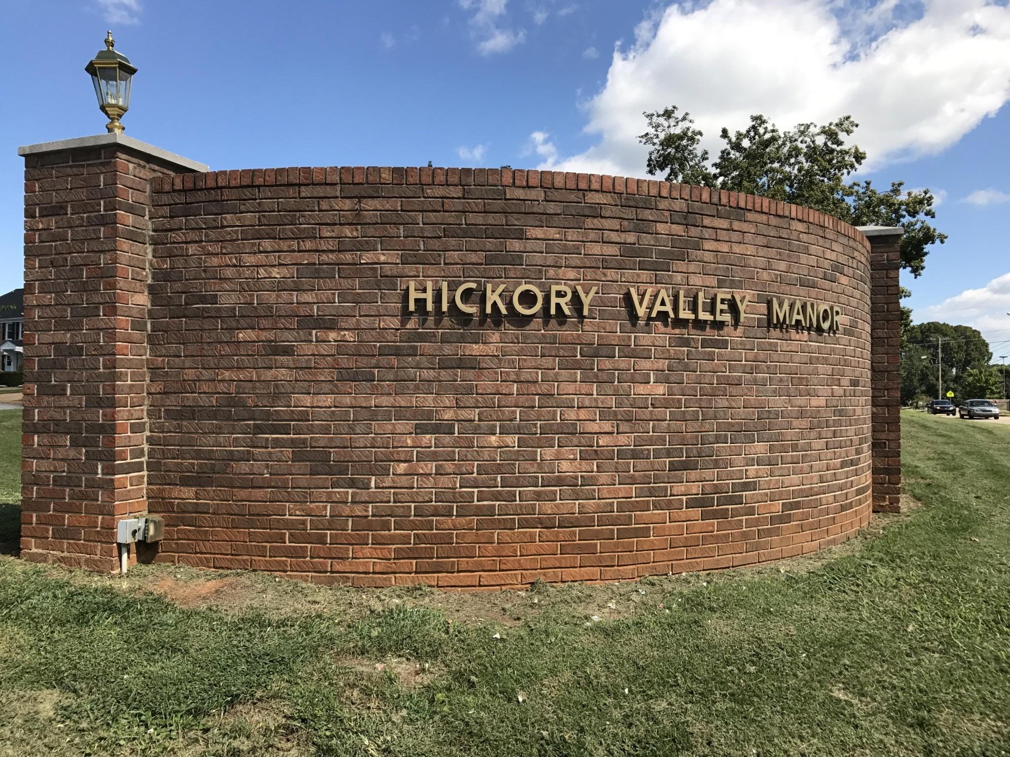Hickory Manor Cir, Chattanooga, TN 37421