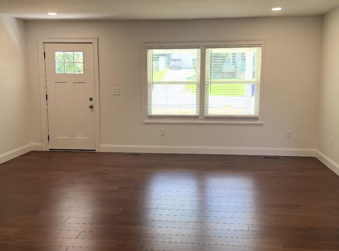 Harle Ave Nw, Cleveland, TN 37311