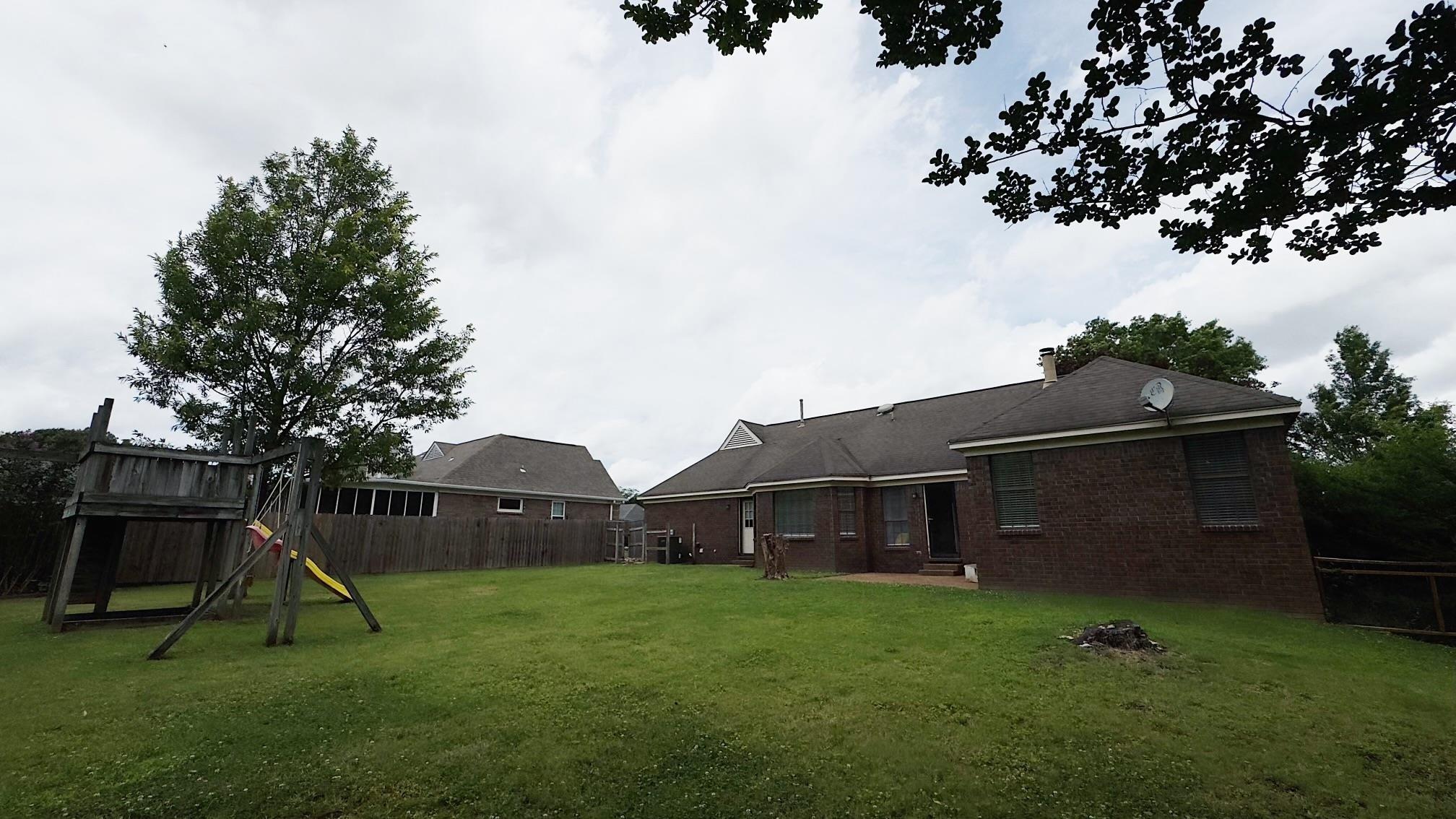 Meadowlands Pl, Bartlett, TN 38135