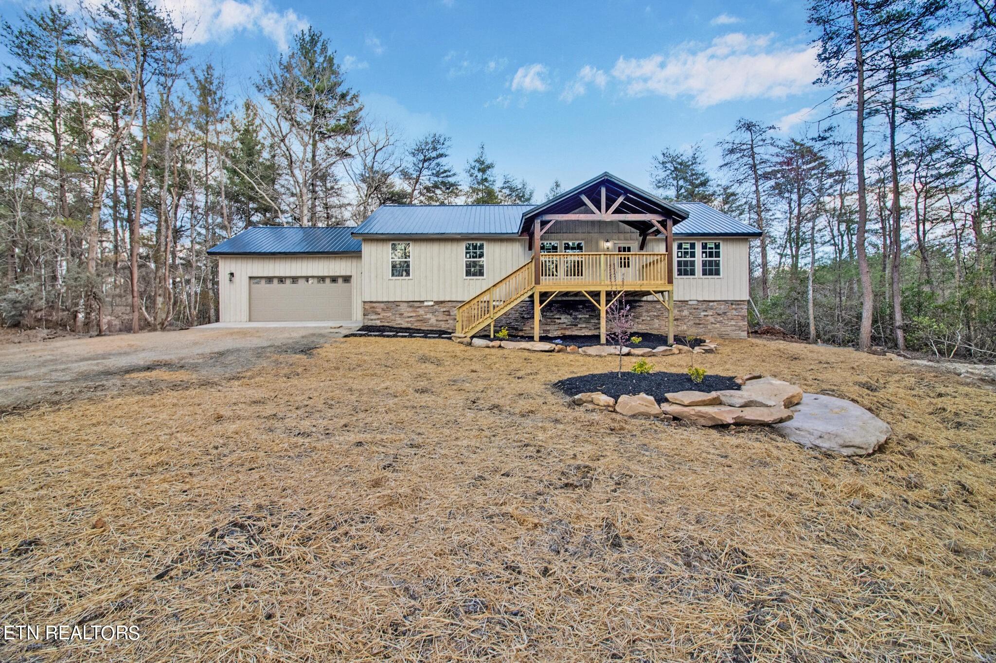 Katherine Dr, Crossville, TN 38555