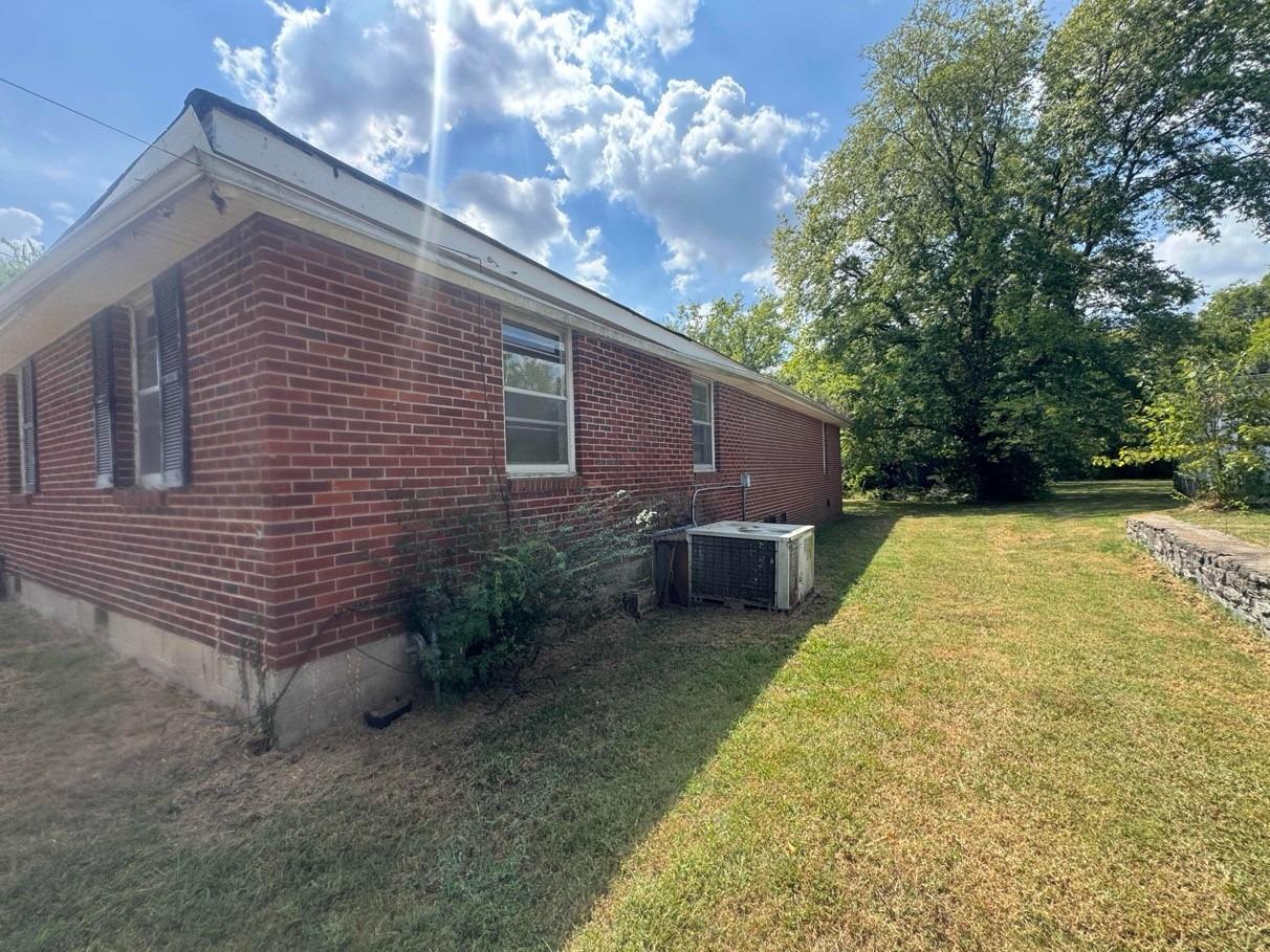 Pheasant Dr, Nashville, TN 37218