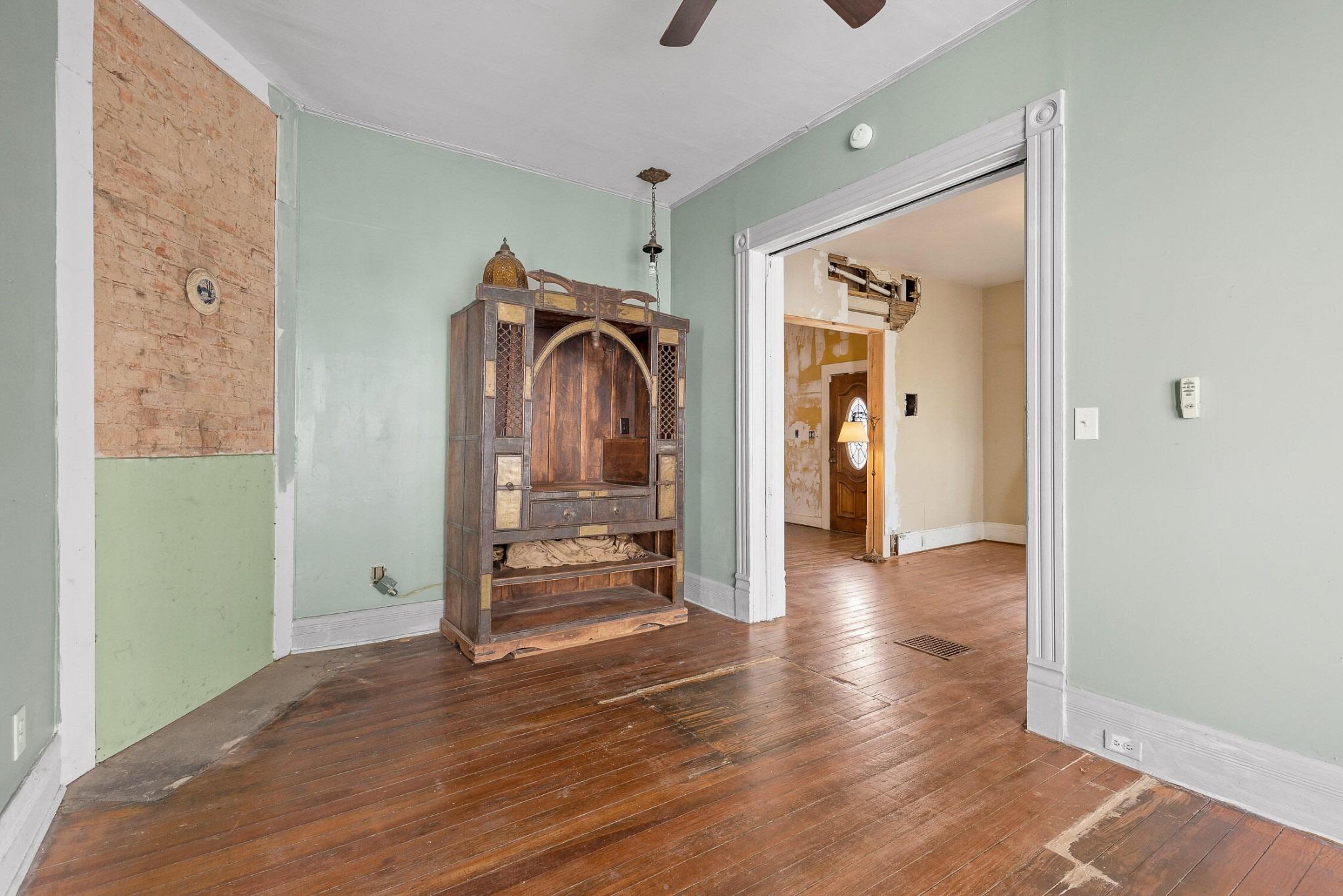 Saint Elmo Ave, Chattanooga, TN 37409