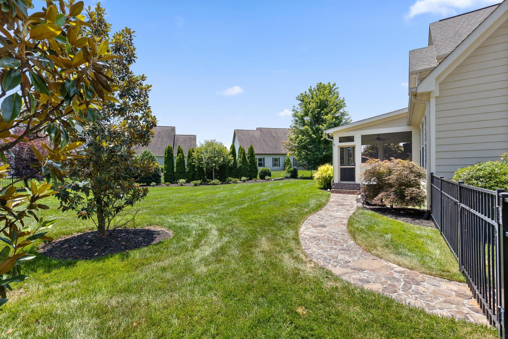 Georgetown Bay Dr, Ooltewah, TN 37363
