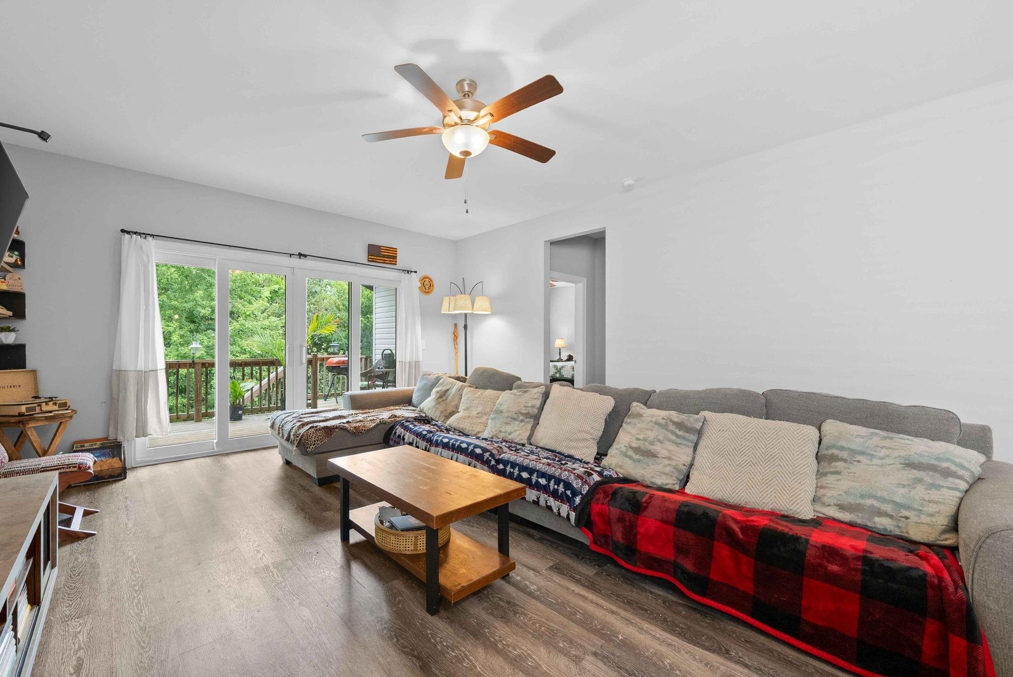 Faye Aly, Springfield, TN 37172