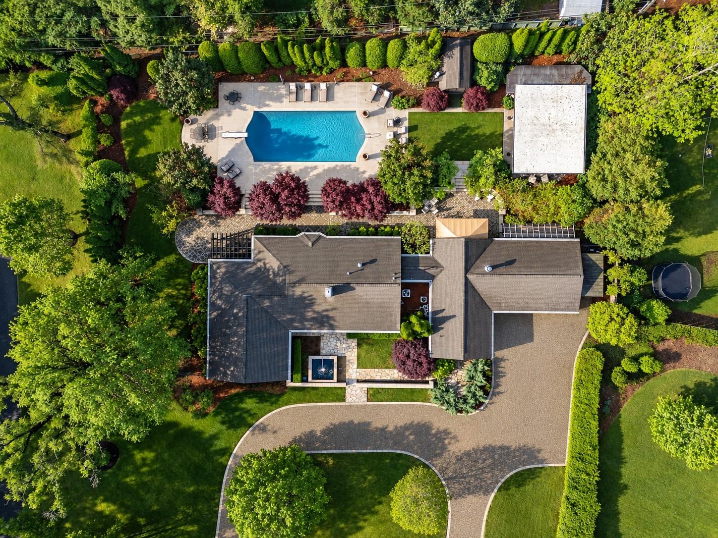 Hillwood Blvd, Nashville, TN 37205