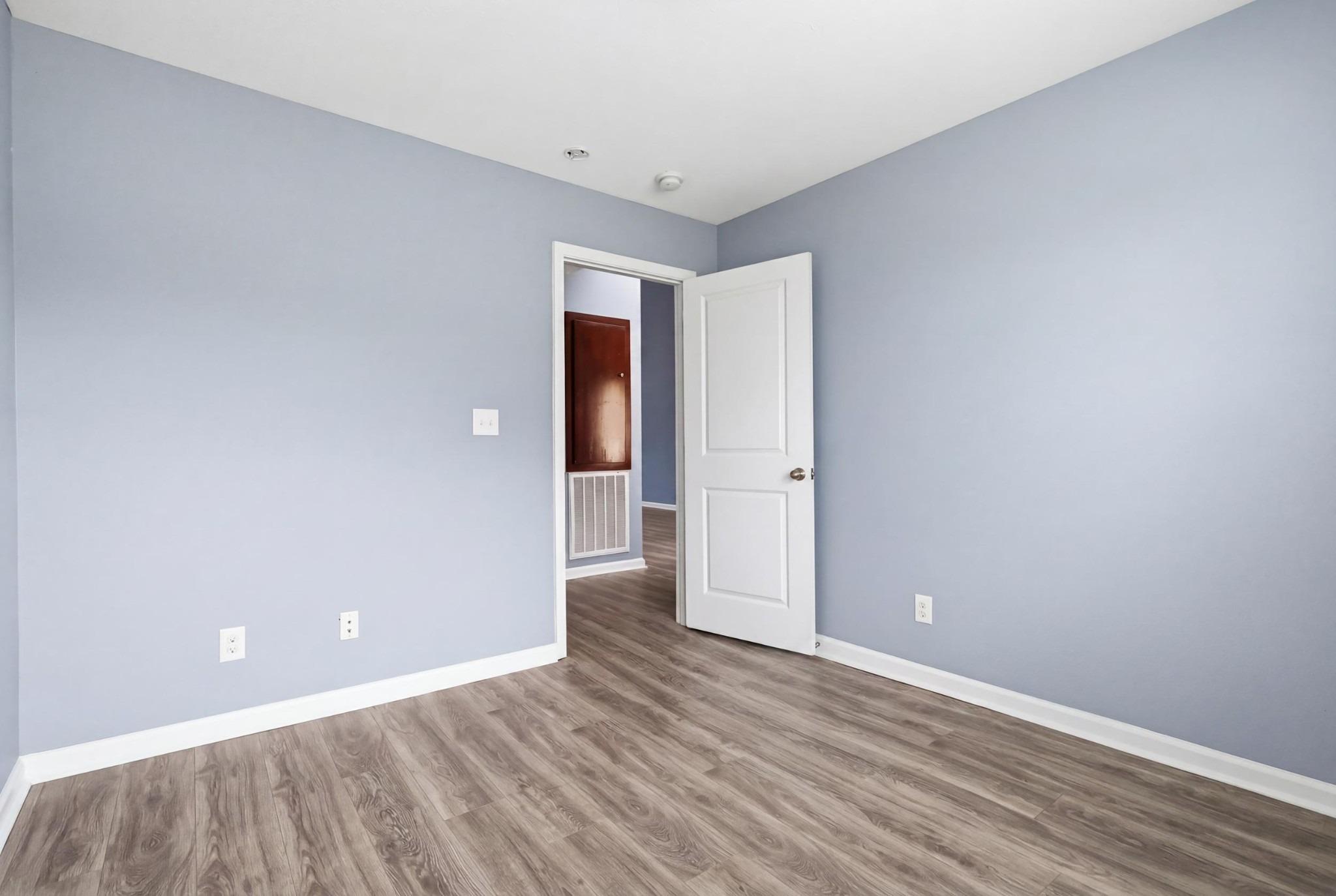 Keech Dr, Clarksville, TN 37042