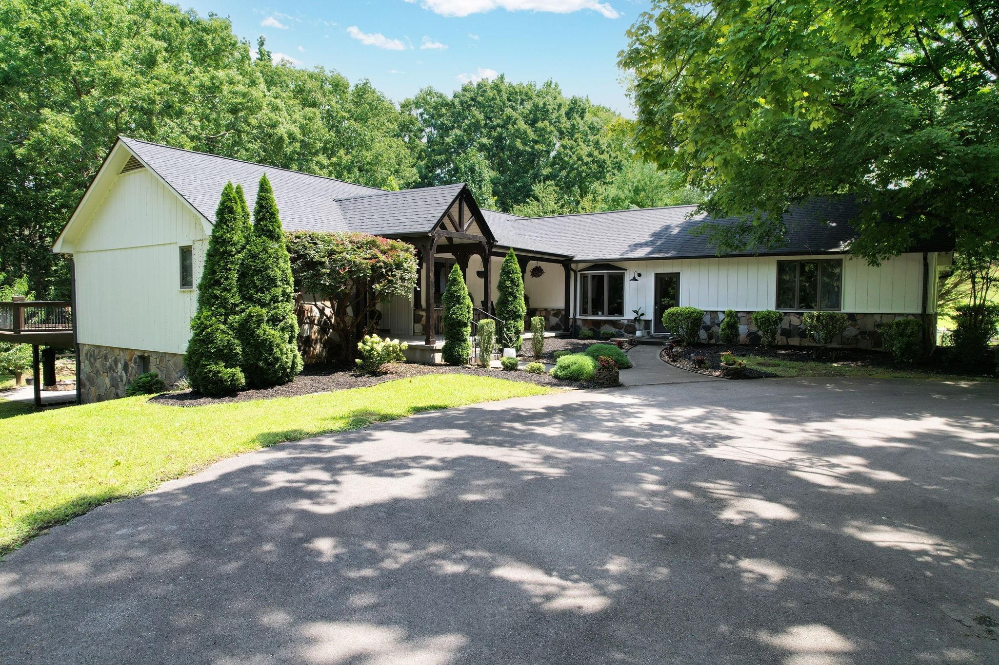 Weeks Dr Ne, Cleveland, TN 37312
