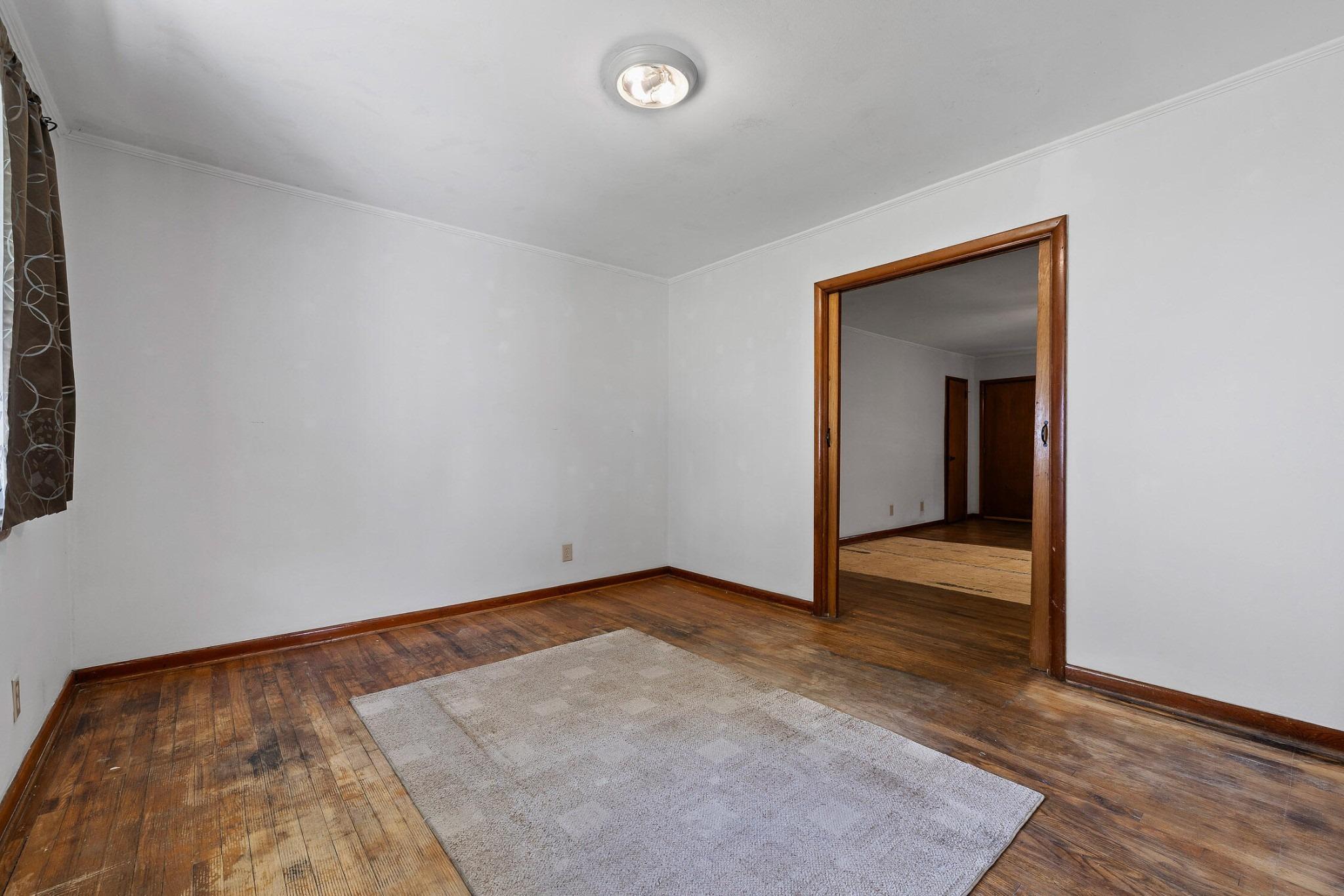 Flegal Ave, Rossville, GA 30741