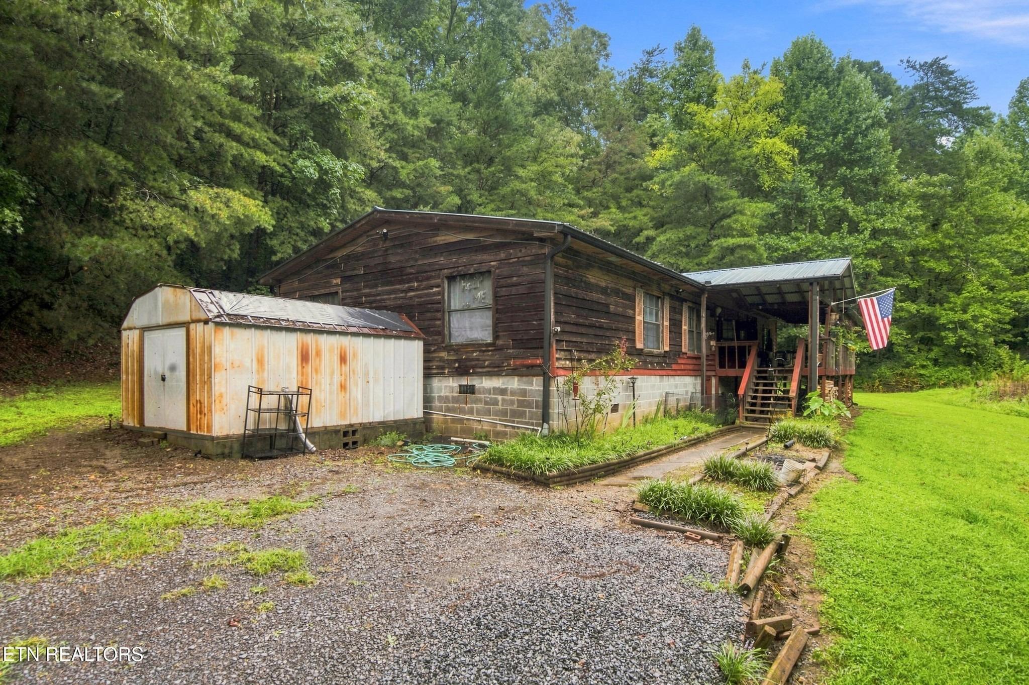 Six Mile Cemetery Rd, Maryville, TN 37803