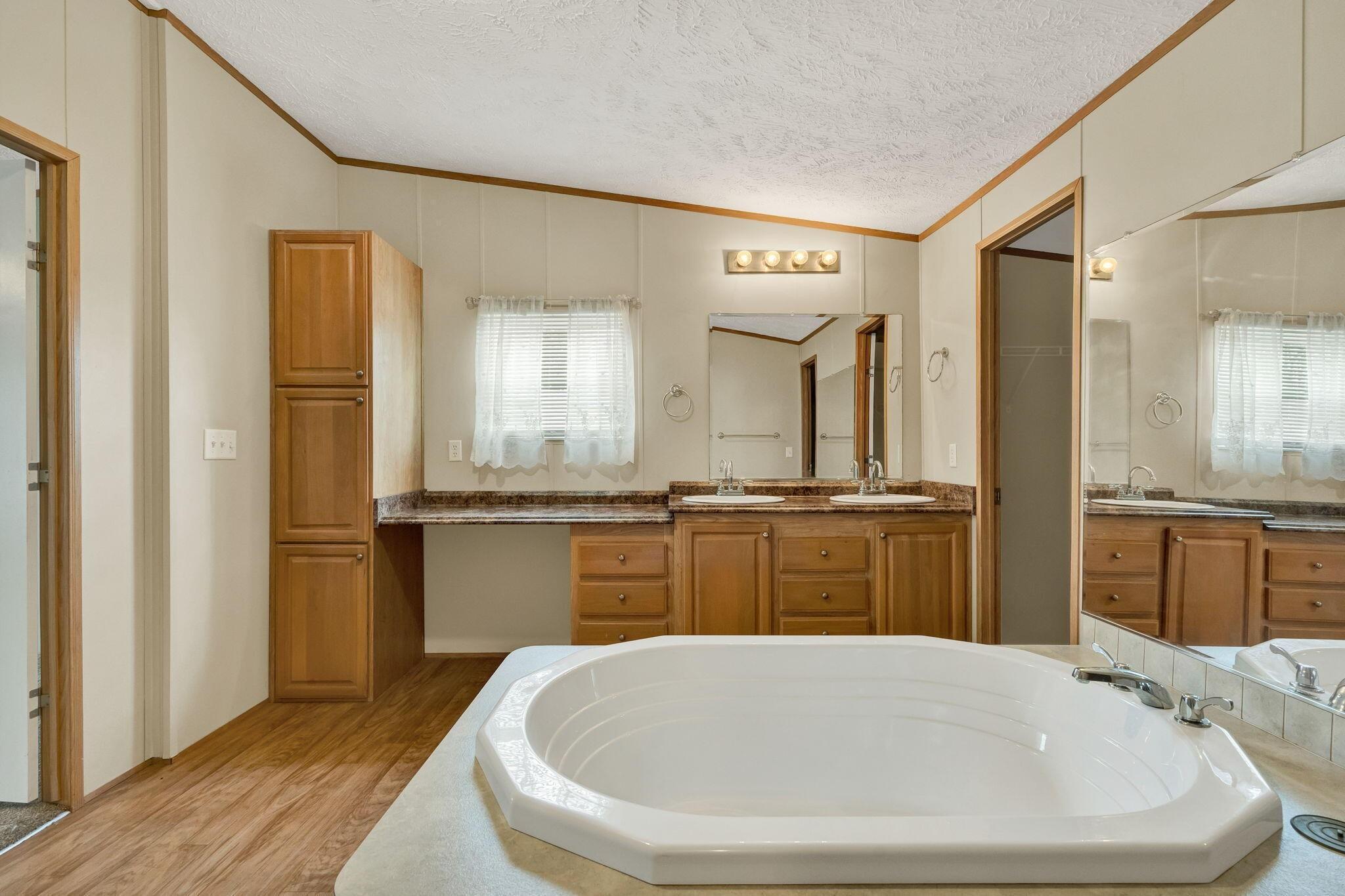 Old Kinser Cir Se, Cleveland, TN 37323