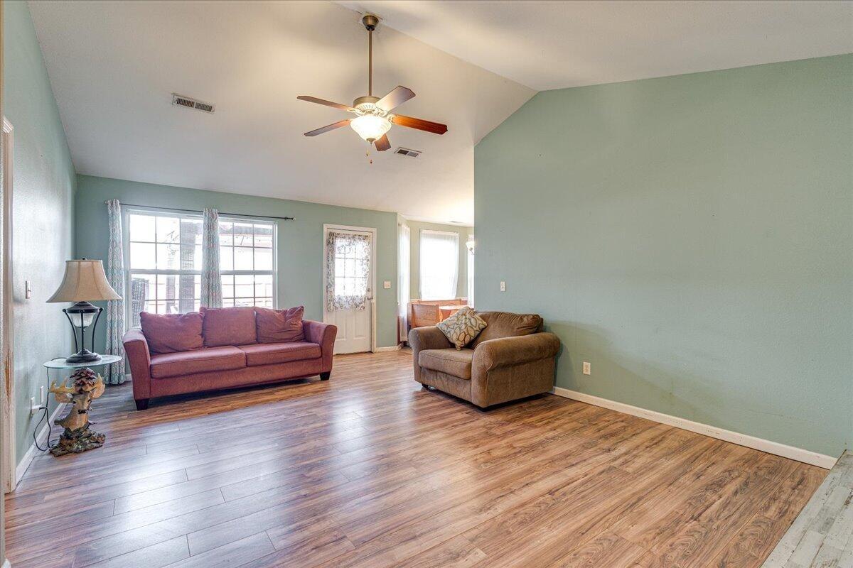 Frank Fabris Ln, Rossville, GA 30741