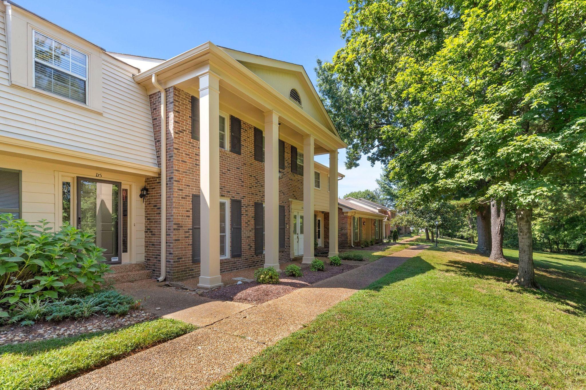 Sawyer Brown Rd, Nashville, TN 37221