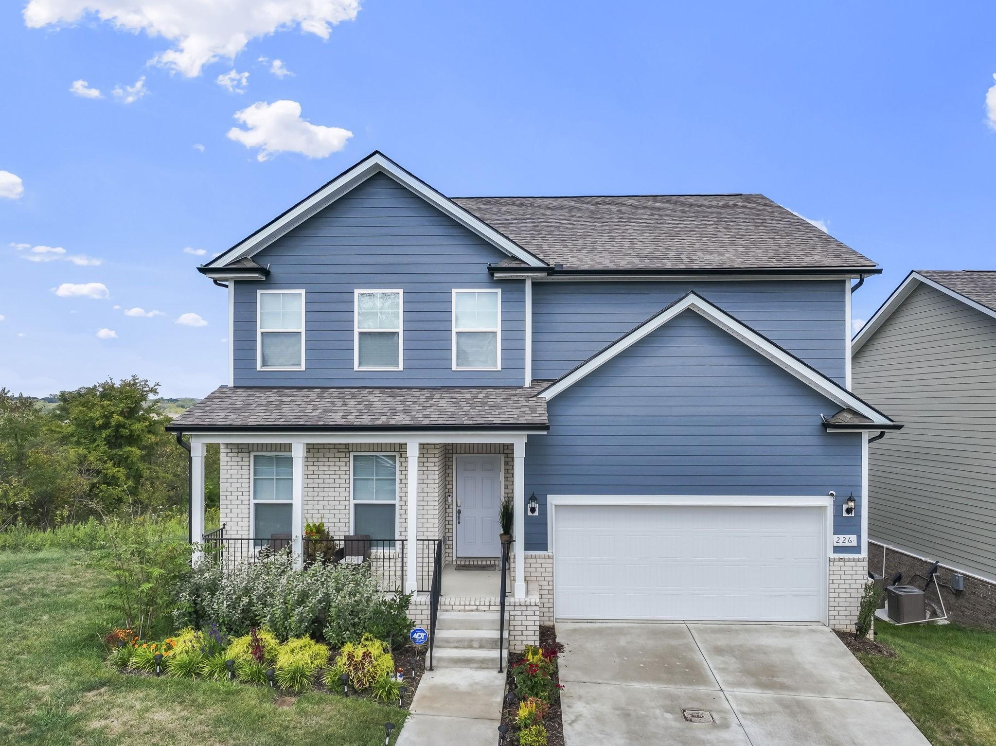 Oasis Dr, La Vergne, TN 37086